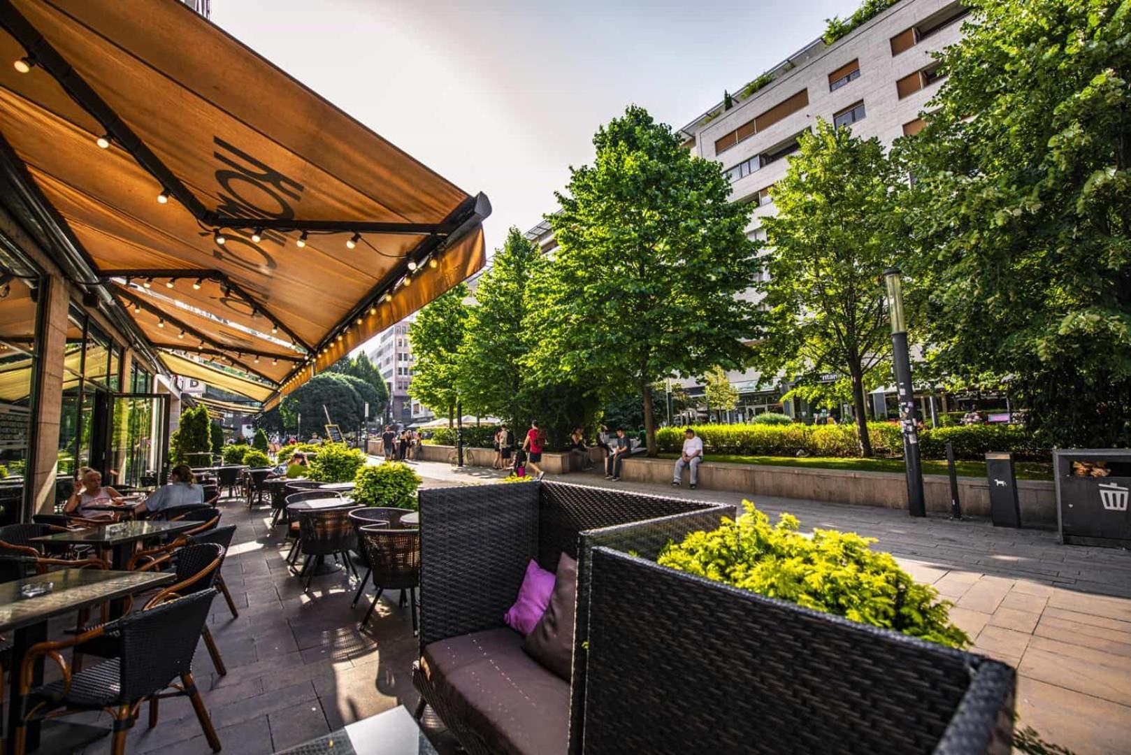 Corvin Promenade Crystal Appartement Boedapest Buitenkant foto